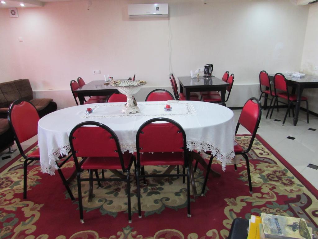 Guest House Nona Kutaisi Luaran gambar